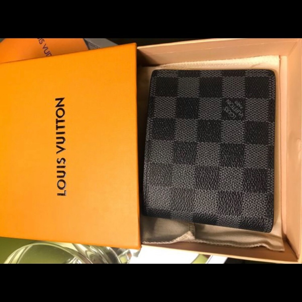 Mens Damier Louis Vuitton Wallet